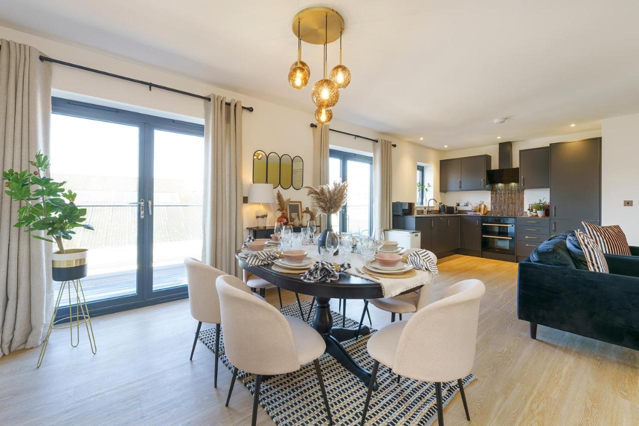 Alba - 2 Bedroom Luxury Apartment By Mint Stays Бристол Екстериор снимка