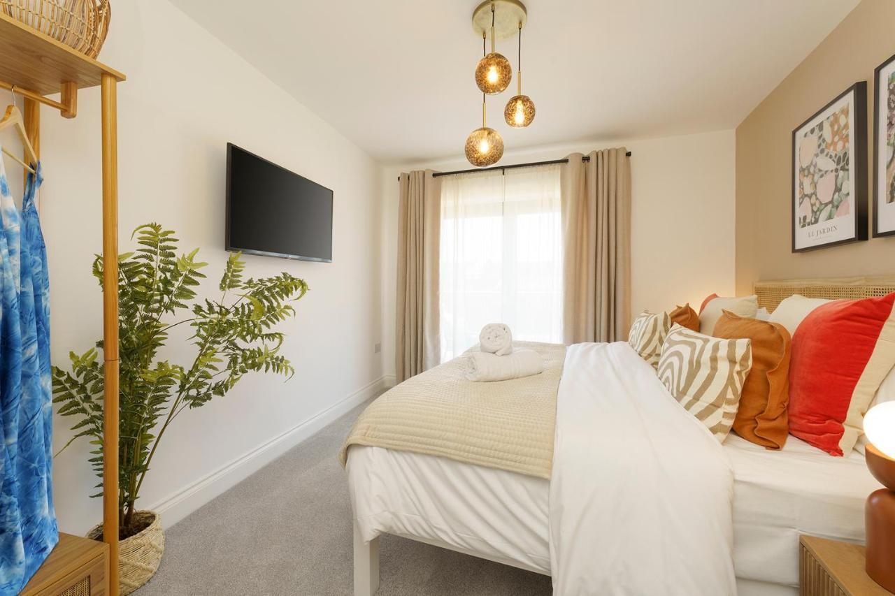 Alba - 2 Bedroom Luxury Apartment By Mint Stays Бристол Екстериор снимка